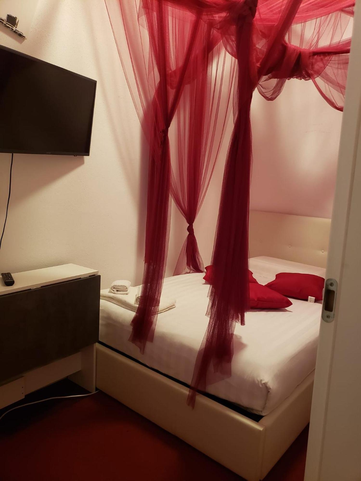 Varazze Suite Sauna E Hammam מראה חיצוני תמונה