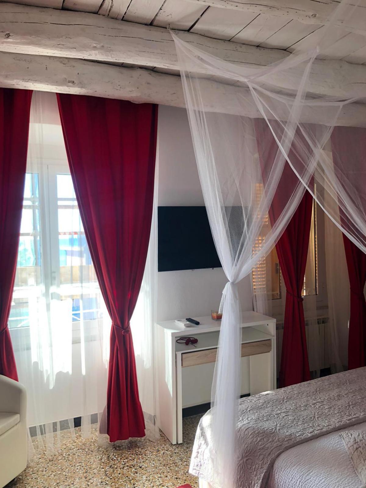 Varazze Suite Sauna E Hammam מראה חיצוני תמונה