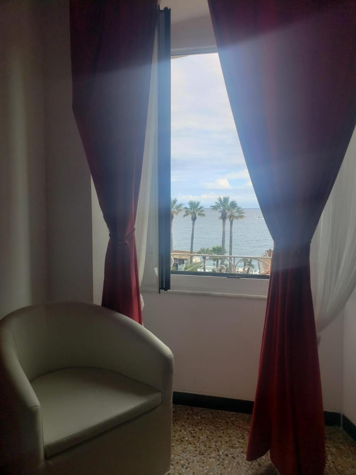 Varazze Suite Sauna E Hammam מראה חיצוני תמונה